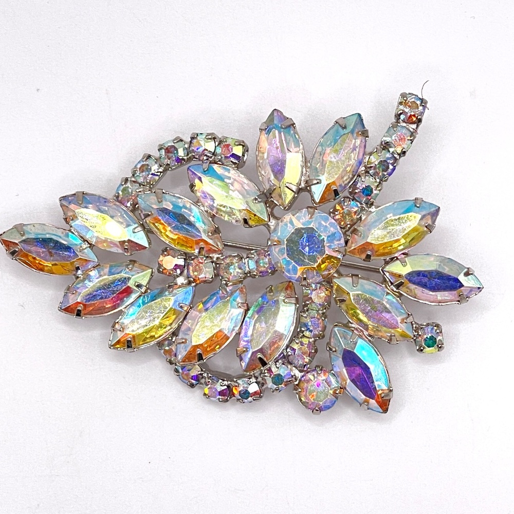 Weiss Signed Vintage AB Rhinestone Large Leaf Pin Brooch